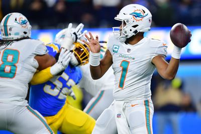 Dolphins CB calls out portion of fan base in defense of Tua Tagovailoa