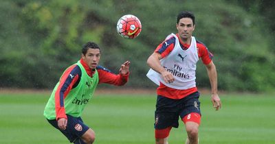 Mikel Arteta spotted with Arsenal transfer ‘target’ as former teammates embrace during talks