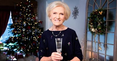 Mary Berry uses a sleeping bag to prepare her Christmas dinner