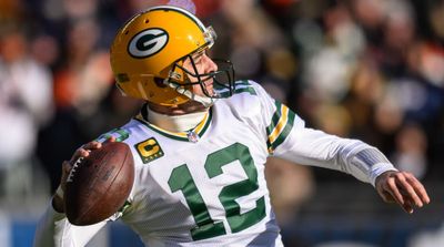 Aaron Rodgers Shares Latest on Thumb, Rib Injuries After Packers Bye