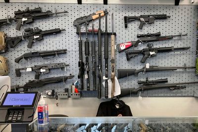 Oregon judge extends ban on parts of tough new gun law