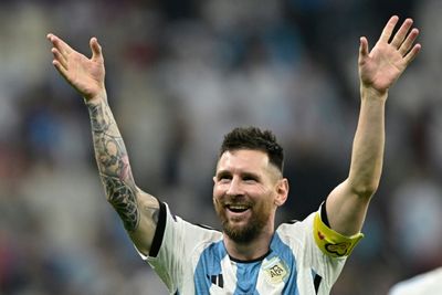 Messi carries Argentina into World Cup final