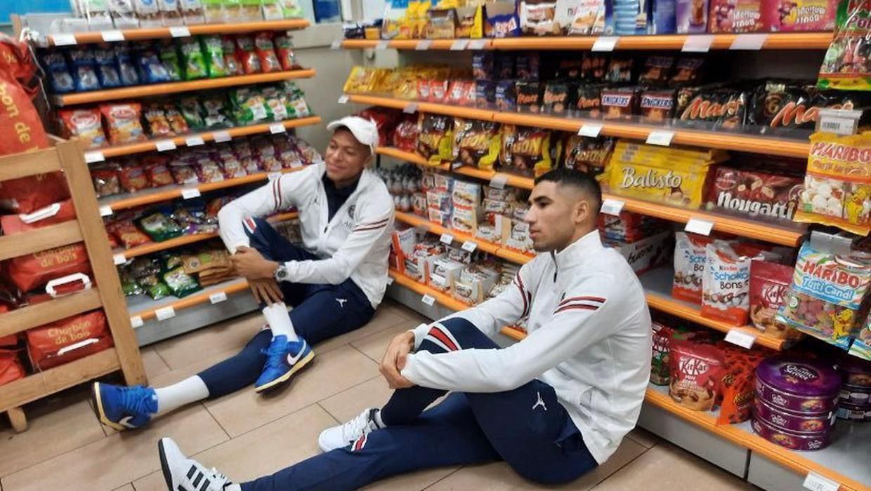 PSG stars Mbappe and Hakimi set for epic World Cup 'duel'