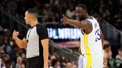 Draymond Green Gets Fan Ejected As Warriors Fall to Bucks