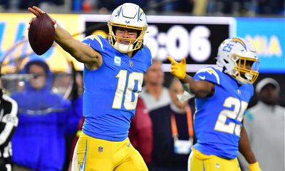 NFL Expert Picks Predictions Odds Week 15