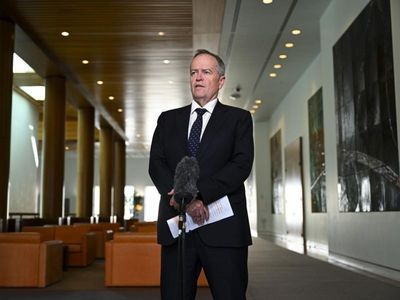 'Trainwreck' Morrison robodebt evidence