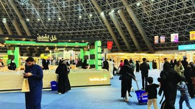 Visitors Flock to Jeddah Book Fair after Relief from the Rain