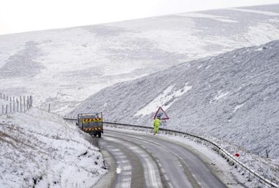 Almost 3000 homes still without power in Shetland as freezing temperatures continue