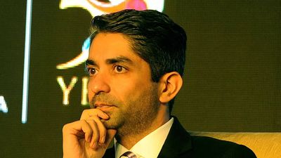 Abhinav Bindra replaces 'indisposed' Mary Pierce as 25K run ambassador