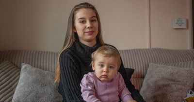 'She was struggling so hard to breathe' Mum claims mouldy home is causing daughter's breathing problems