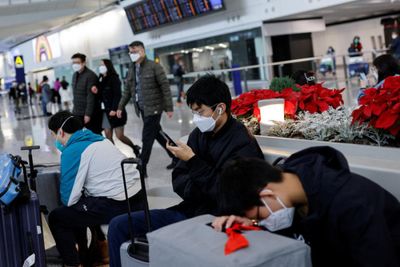 Tourists in Hong Kong rejoice after amber health code axed