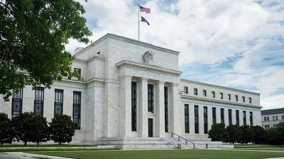 Fed Meeting: Key Interest Rate May Hit 5.1% In Mildly Hawkish Surprise; S&P 500 Falls