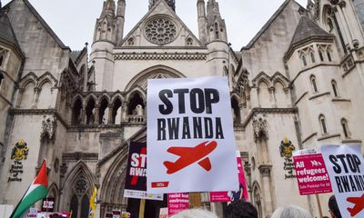 Sunak rejects Tory calls to ignore human rights court rulings over Rwanda deportations