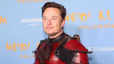 Musk threatens legal action against Twitter user who tracked his jet