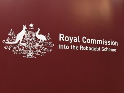 Top staff 'resistant' to robodebt overhaul