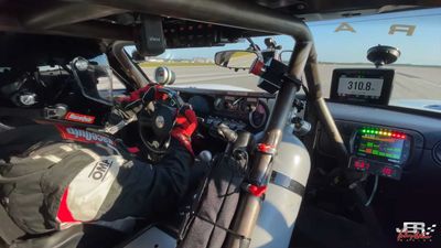 Watch Street-Legal 2006 Ford GT Reach 310 MPH In Standing-Mile Sprint
