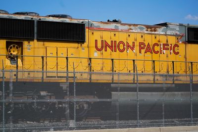 Union Pacific railroad shipping limits generate complaints