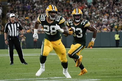 How do the Packers and Rams offenses compare statistically in 2022