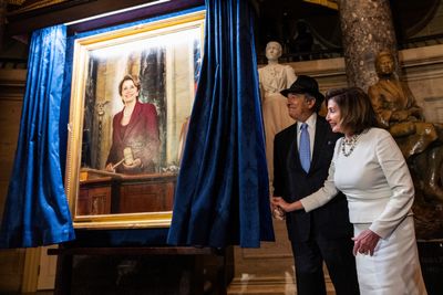 Nancy Pelosi unveils her portrait at the Capitol, marks end of an era - Roll Call
