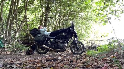 Watch This Dude Take His Triumph Bonneville Moto Camping Across England