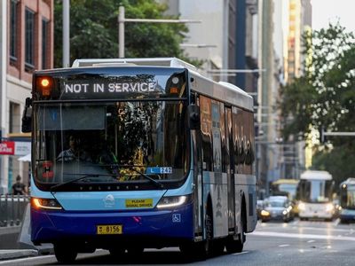 Billions pledged to electrifying bus fleet