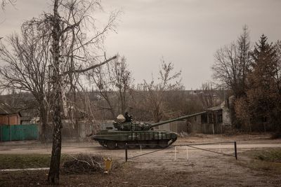 Ukraine news – live: Putin says he won’t agree to Christmas ceasefire