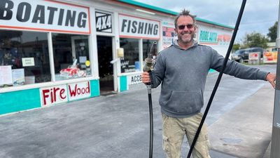 Robe's last service station ready for summer holiday tourist influx