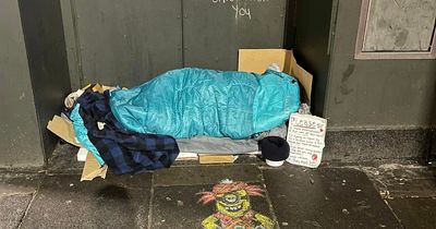 Stark images show Edinburgh locals sleeping on streets in 'dangerous' temperatures