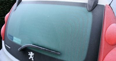 TikTok user shares 'game-changing' hack to de-ice car windscreens