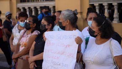 El Salvador's war on gangs threatens civil liberties