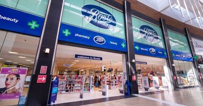 Boots shoppers take Martin Lewis advice and get £210-worth of Christmas gifts for £50