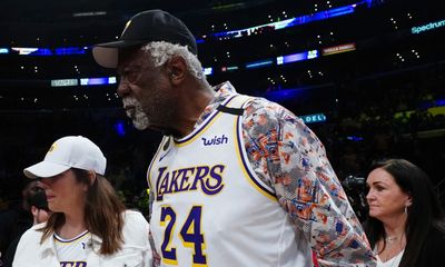 Lakers played video tribute to Bill Russell during game vs. Celtics