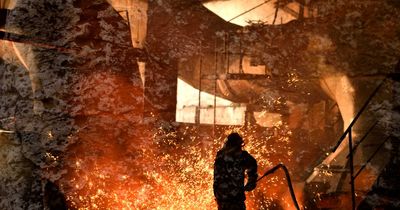 Steel campaigners set to hand No10 petition demanding fresh help for industry