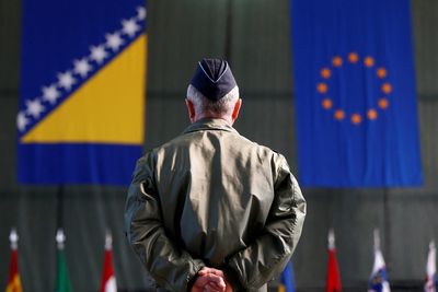 EU leaders grant Bosnia EU candidate status