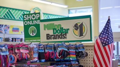 Dollar Tree Stock Rises Thursday Despite Heavy Market Sell-Off