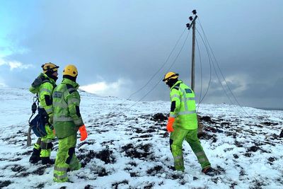 Shetland teams making ‘significant progress’ in restoring power to homes