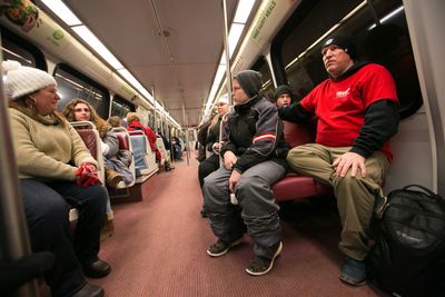 Washington Metrorail to stay open later for Sunday Night Football