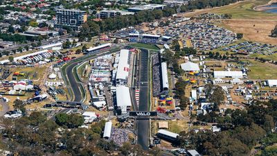 Adelaide 500 Supercars race cost nearly $35 million, SA government reveals in mid-year budget review
