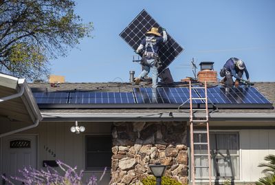 California plans to cut incentives for home solar, worrying environmentalists