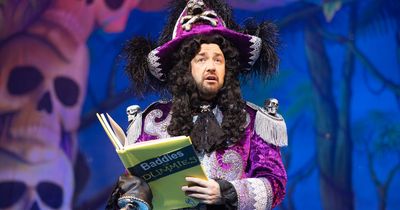 Review: Jason Manford hilarious in Peter Pan at the Opera House