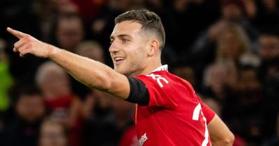 Diogo Dalot returns to Manchester United training ground early