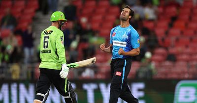 Big Bash League side make unwanted history as they're bowled out for 15 inside six overs