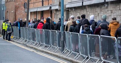 Gardai called to manage crowd of thousands in Christmas hamper queue at homeless day centre