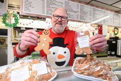 Bakery trolled over ‘non-binary’ gingerbread people