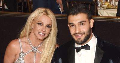 Britney Spears strips off again on Insta after Sam Asghari says he doesn't like racy pics