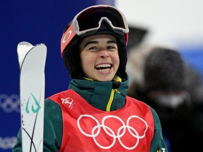 Anthony earns World Cup moguls hat-trick