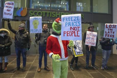 Activists stage energy price protest outside Scottish Power HQ