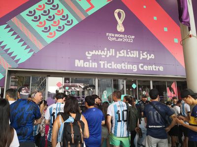 Argentina fans protest lack of tickets for World Cup final