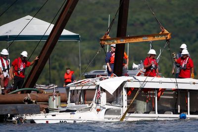 Congress OKs new law on tourist boats after Missouri tragedy