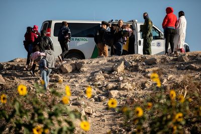 Federal health order allowing rapid removal of migrants must end Wednesday, court rules